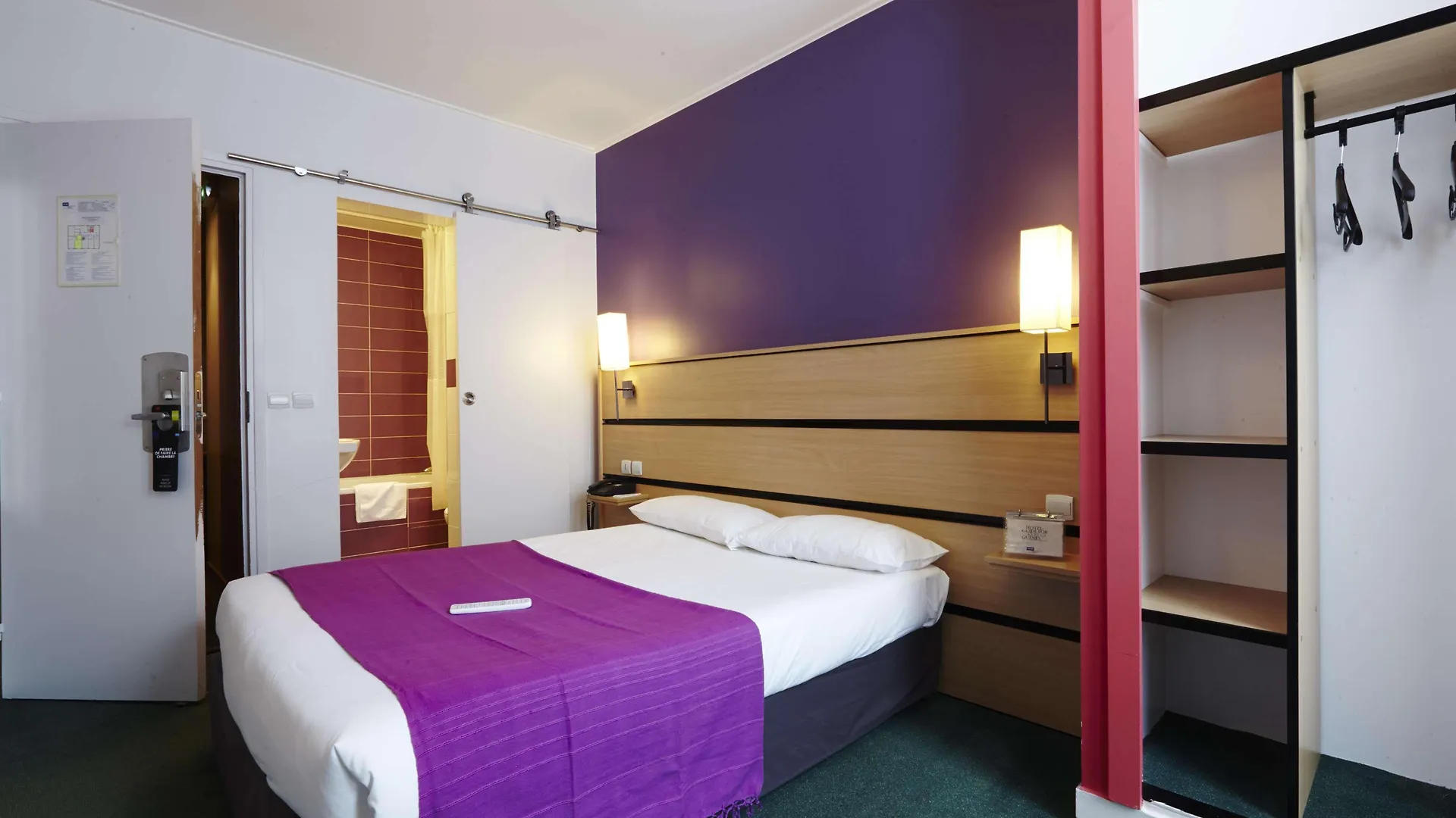 Hotel Kyriad 10 - Canal Saint Martin - Republique