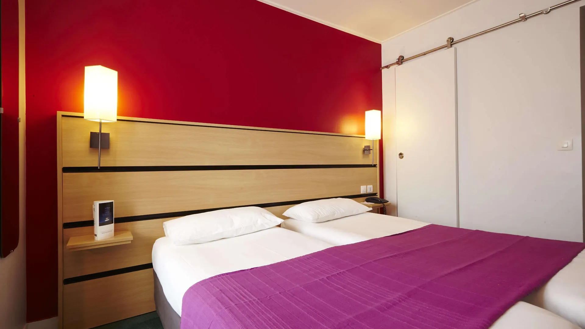 Hotel Kyriad 10 - Canal Saint Martin - Republique